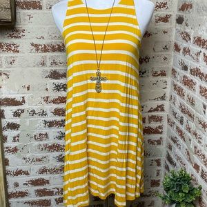 Sleeveless swing dress